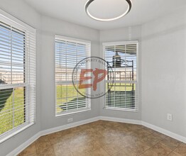 401 Topaz Cir in Hewitt, TX - Building Photo - Building Photo