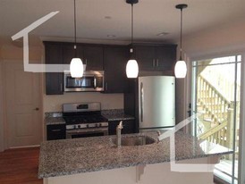 77 Beechcroft St, Unit 3 in Boston, MA - Building Photo
