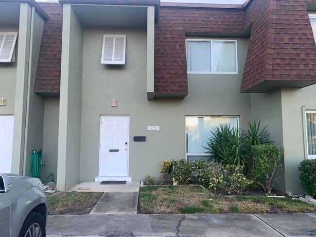 1420 70th St N in St. Petersburg, FL - Building Photo - Building Photo