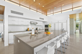 42055 Indian Trail in Rancho Mirage, CA - Building Photo - Building Photo