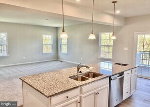 5303 Ivy Hill Dr in Fredericksburg, VA - Building Photo - Building Photo