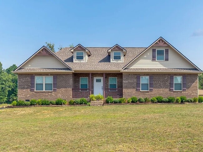 property at 224 Northview Rd