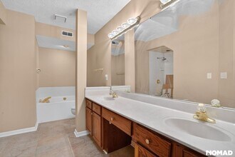 8218 Nekton Ln in Indianapolis, IN - Building Photo - Building Photo