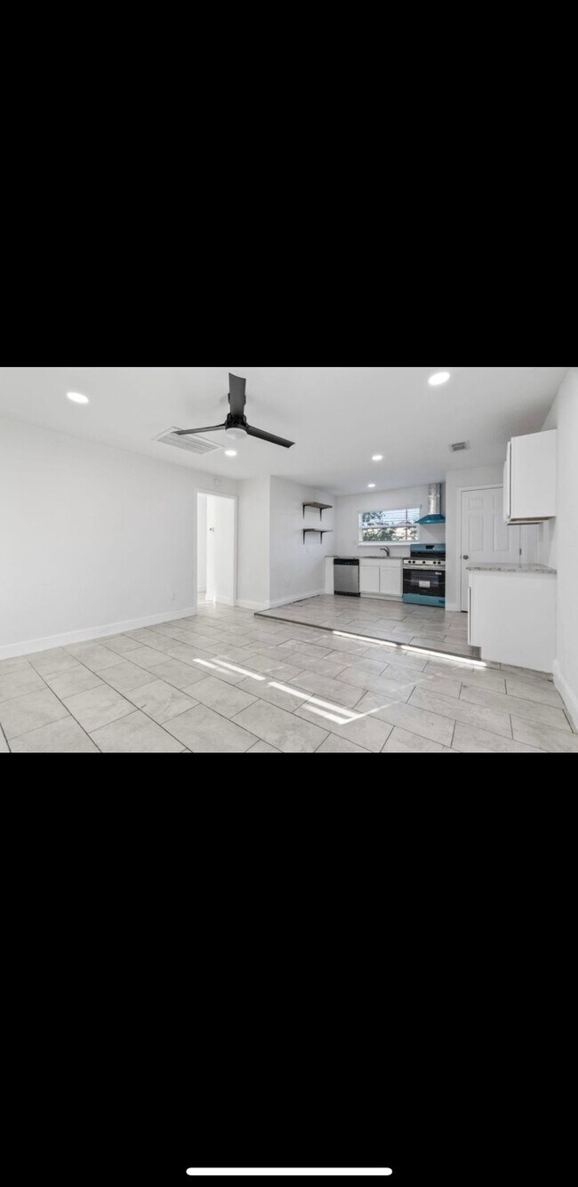 10602 Buffum St in Houston, TX - Foto de edificio - Building Photo