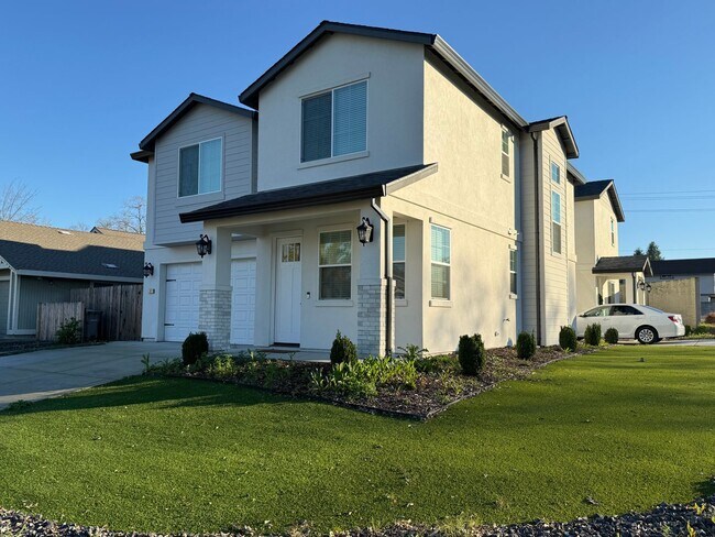 124 Keoke Ct in Sacramento, CA - Building Photo - Building Photo
