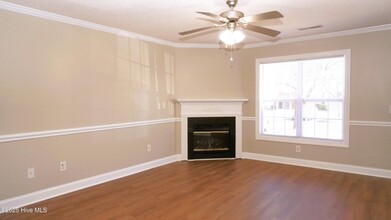 4225 Dudleys Grant Dr in Winterville, NC - Building Photo - Building Photo