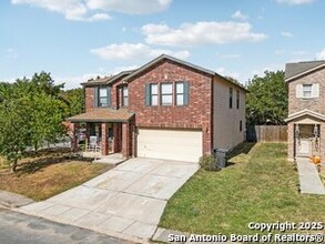 39 Longleaf Coral in San Antonio, TX - Building Photo - Building Photo