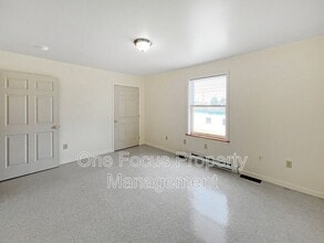 214 3rd Ave in Lock Haven, PA - Foto de edificio - Building Photo