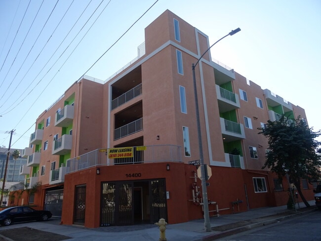 14400 Friar St, Unit 309