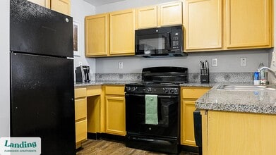 335 W 9th St in Indianapolis, IN - Building Photo - Building Photo