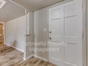 1725 E Lindsey St in Norman, OK - Building Photo - Building Photo