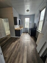 4342 Vine St in Cincinnati, OH - Building Photo - Building Photo