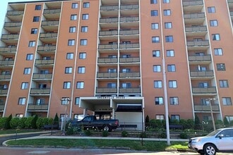9 N Penn Ave in Greenville, PA - Building Photo - Building Photo
