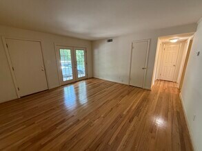 425 S Church St, Unit #4 in Athens, GA - Building Photo - Building Photo