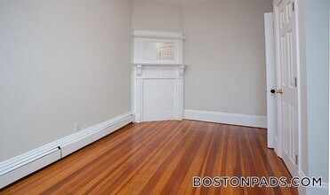 200 Harvard St, Unit 3 in Cambridge, MA - Building Photo - Building Photo