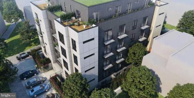1016 17th Pl NE