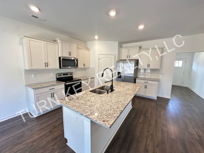 9521 Firebrick Dr in Kimberly, AL - Building Photo - Building Photo