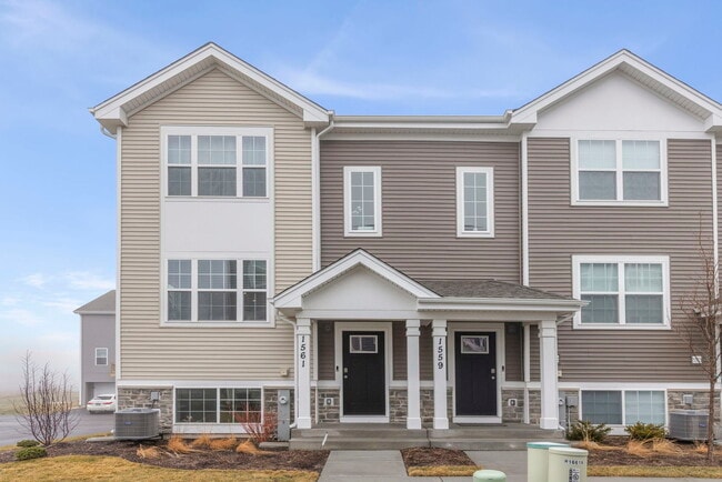 property at 1561 Sequoia Wy