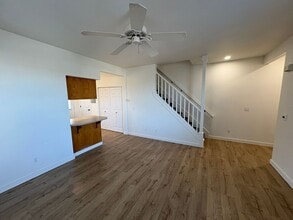 1315-1315 5th St in Anacortes, WA - Building Photo - Building Photo