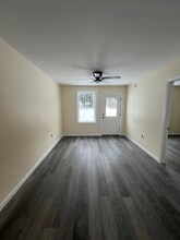 4 Boulder Dr, Unit A in Milford, ME - Building Photo - Building Photo