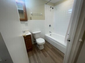 1132 Commonwealth Ave in Boston, MA - Building Photo - Building Photo