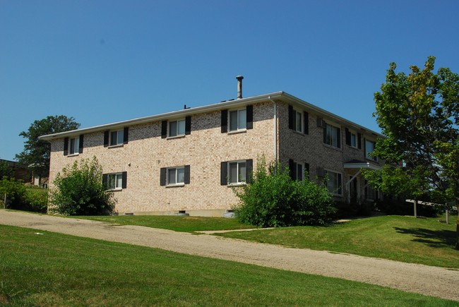 510 Alan Dr in Mount Horeb, WI - Building Photo - Building Photo