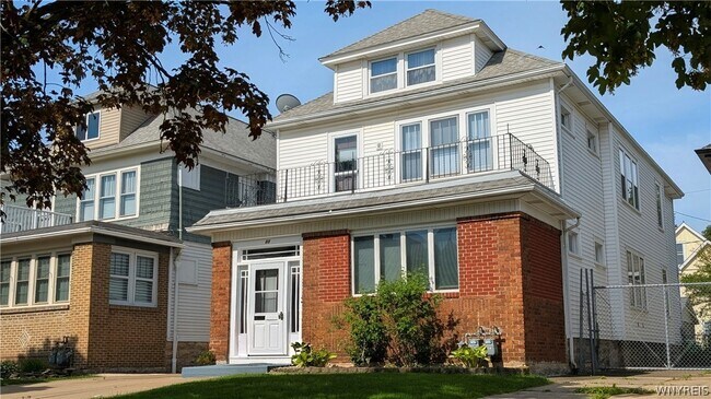 property at 88 Commonwealth Ave