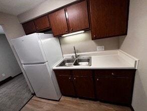1260 Sanlor Ave in West Milton, OH - Building Photo - Building Photo
