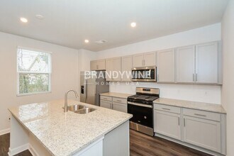 321 Dearborn Sta Dr in Murfreesboro, TN - Building Photo - Building Photo