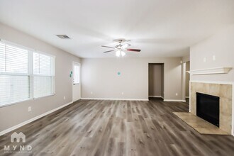 9876 Lace Flower Way in Conroe, TX - Building Photo - Building Photo