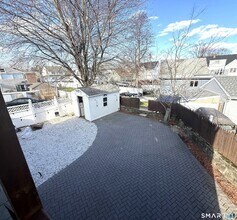 1584 Madison Ave in Bridgeport, CT - Building Photo - Building Photo