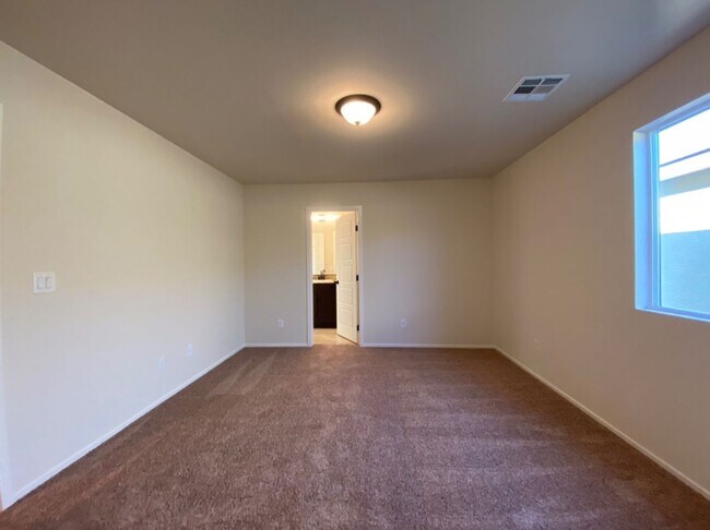 4471 Sapphire Moon Ave in North Las Vegas, NV - Building Photo - Building Photo