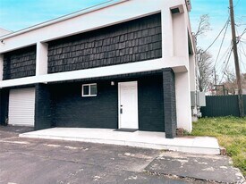 4802 Elser St in Houston, TX - Building Photo