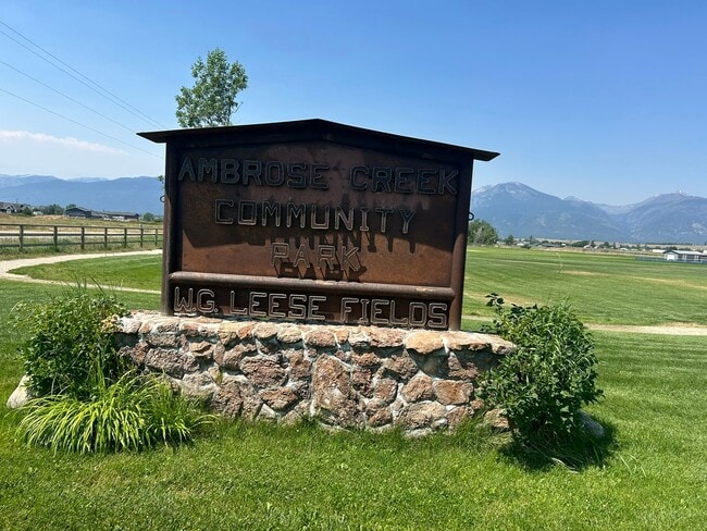 1013 Grateful Vw in Stevensville, MT - Building Photo - Building Photo