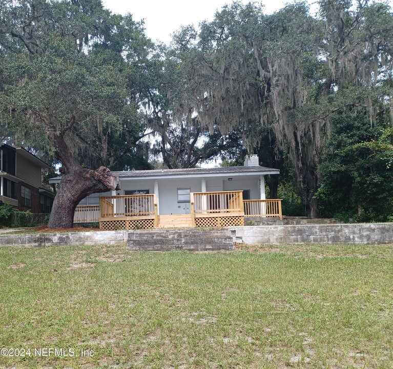 5869 White Sands Rd in Keystone Heights, FL - Building Photo