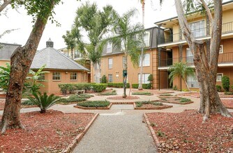 9407 Westheimer Rd-Unit -305 in Houston, TX - Building Photo - Building Photo