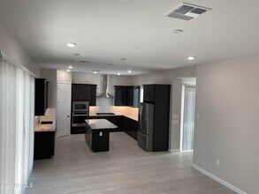 4853 E St John Rd in Scottsdale, AZ - Building Photo - Building Photo