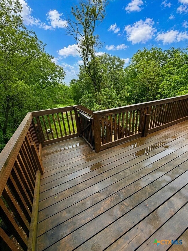 property at 1537 Post Rd