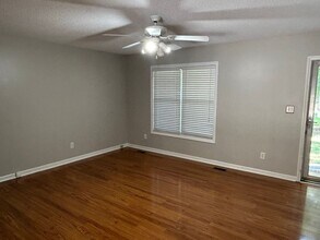 5710 Country Ln in Greensboro, NC - Building Photo - Building Photo
