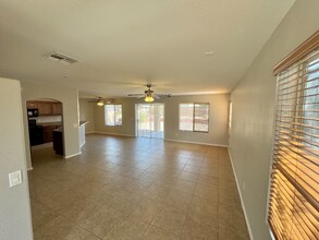1337 E Stirrup Ln in Queen Creek, AZ - Building Photo - Building Photo