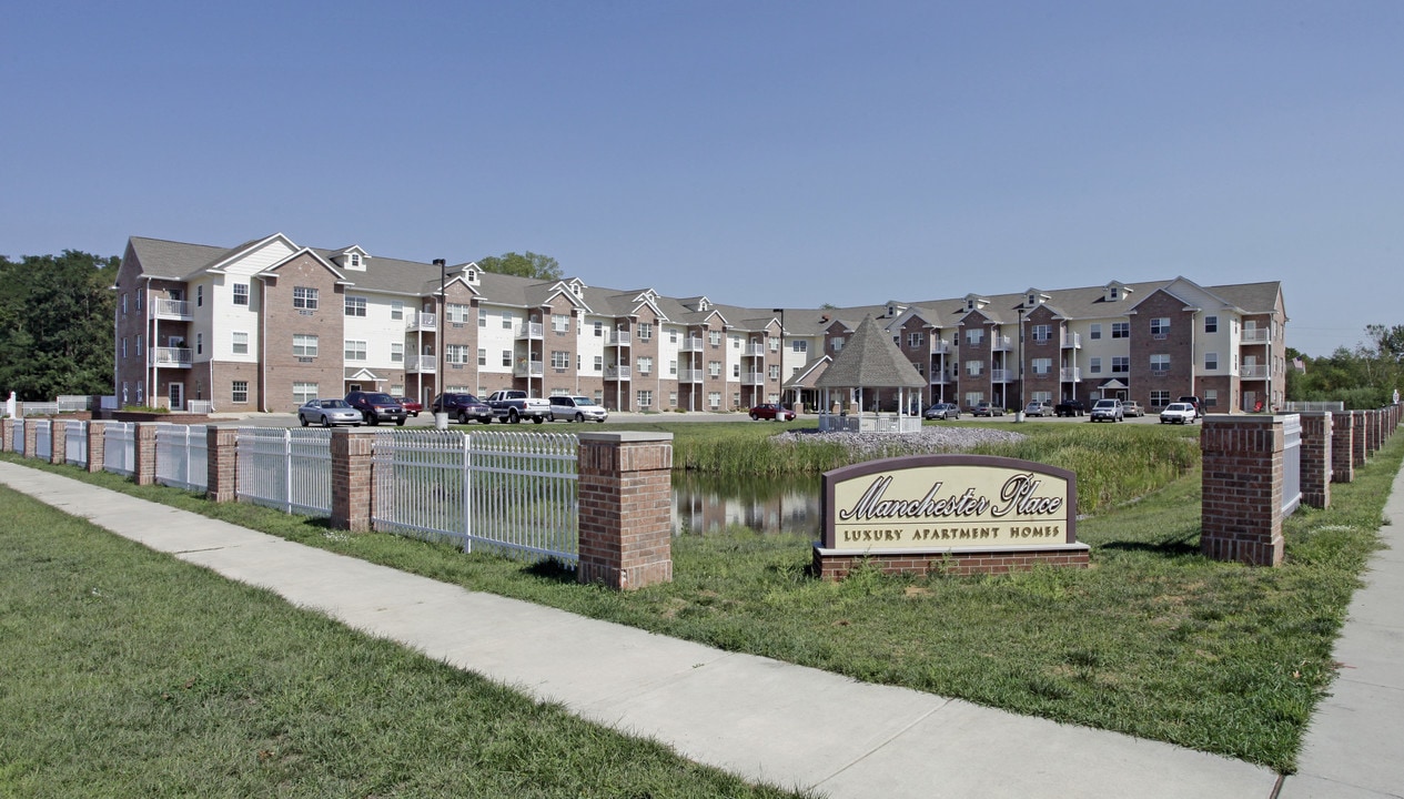 Manchester Place Apartments in Portage, WI - Foto de edificio