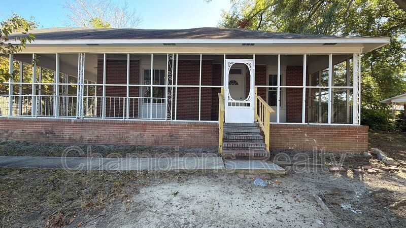 948 Belvedere Dr in Columbus, GA - Building Photo