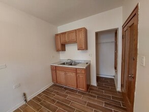 3434 W Marquette Rd in Chicago, IL - Building Photo - Building Photo