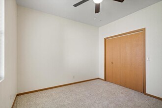 9672 Spur Line Ct in Terre Haute, IN - Building Photo - Building Photo