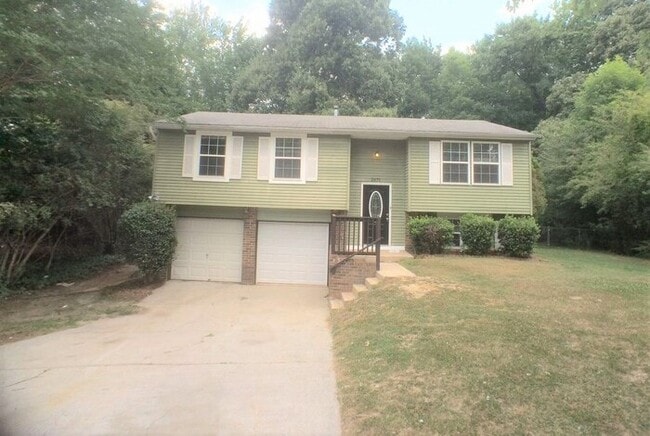 property at 2875 Woodburn Ct