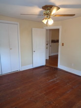 56 High St, Unit 2R in Southbridge, MA - Building Photo - Building Photo
