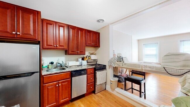 289 Beacon St-Unit -10 in Boston, MA - Building Photo - Building Photo