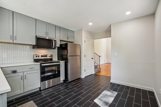 325 Quantico Ln N in Plymouth, MN - Building Photo - Building Photo