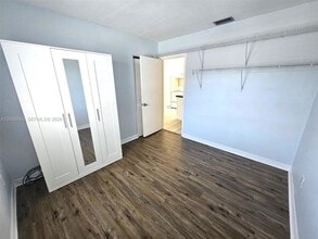 10790 SW 46th St in Miami, FL - Building Photo - Building Photo