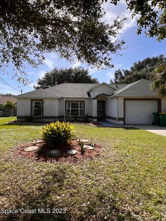 property at 117 Gator Dr